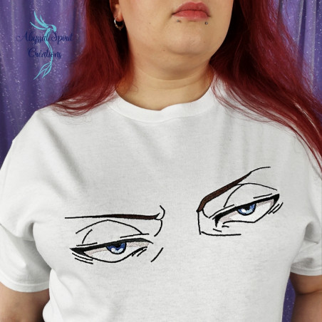 T-shirt blanc brodé yeux capitaine manga unisexe