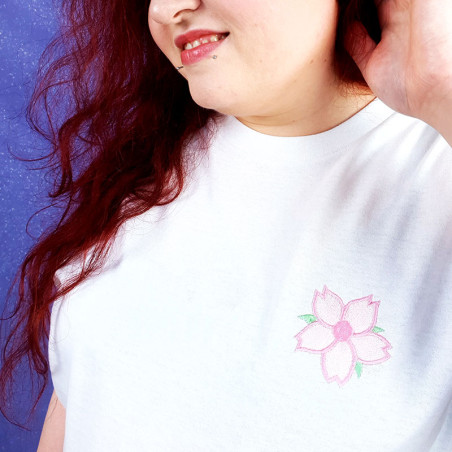 SAKURA ROSE PALE t-shirt brodé à manches courtes kawaii fleur de cerisier japonais
