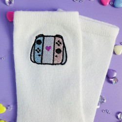 chaussettes brodées manette switch kawaii gaming