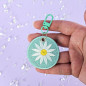 Porte-clés brodé - DAISY PASTEL MINT 🌼🧊 Porte-clés brodé - DAISY PASTEL MINT 🌼🧊