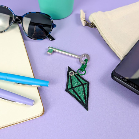 Porte-clés brodé - DIAMANT VERT - Broderie pailletée 💎✨