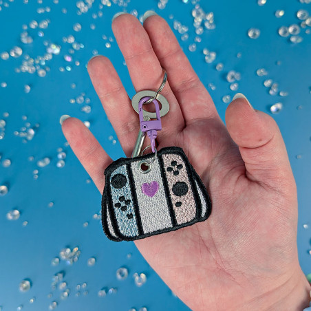 porte-clés manette kawaii à paillettes