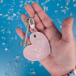 porte clés brodé rose pastel cœur