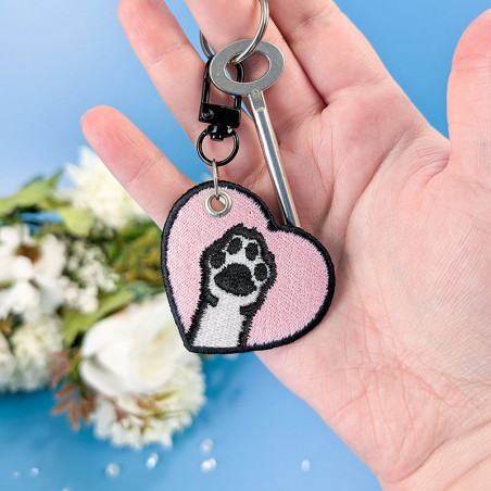 Porte-clés brodé personnalisable – DOG 🐶🦴