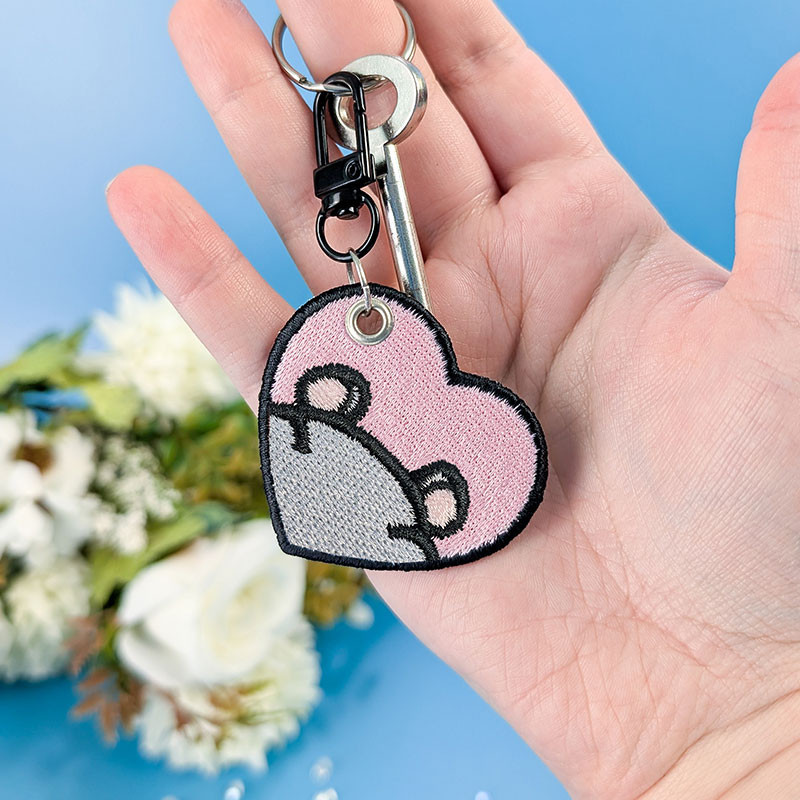 Porte-clés brodé personnalisable – HAMSTER 🐹🍎