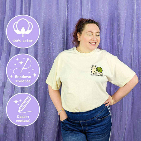 T-shirt brodé oversize unisexe - MOCHI TEAM ESCARGOT - broderie pailletée 🐌
